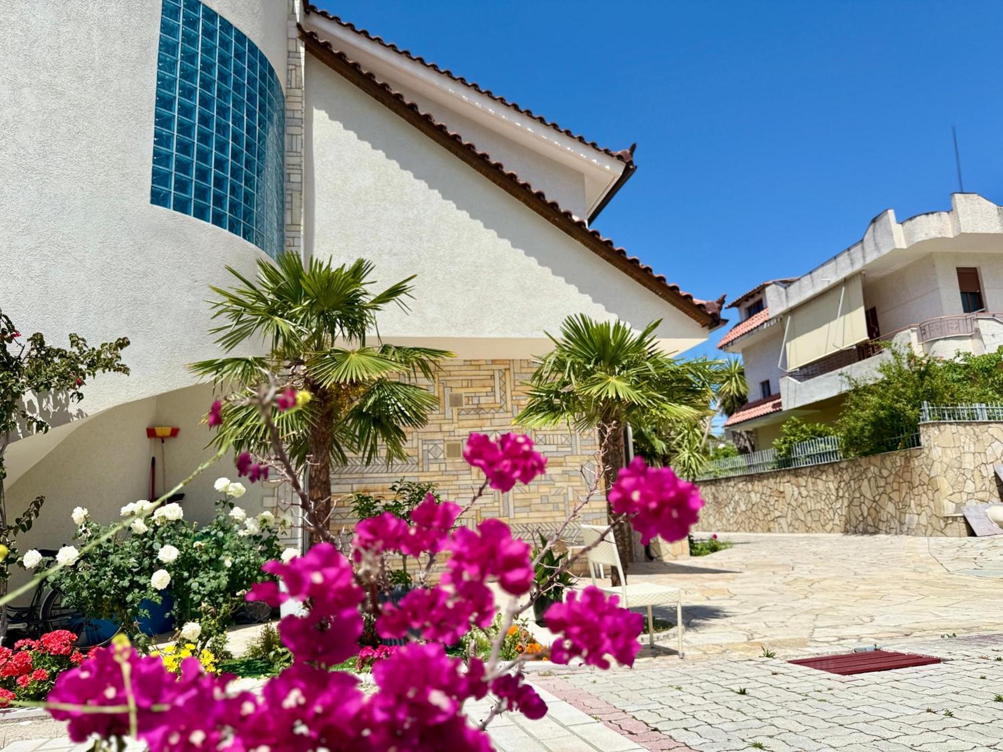 Villa Ida Apartments Vlorë Eksteriør billede